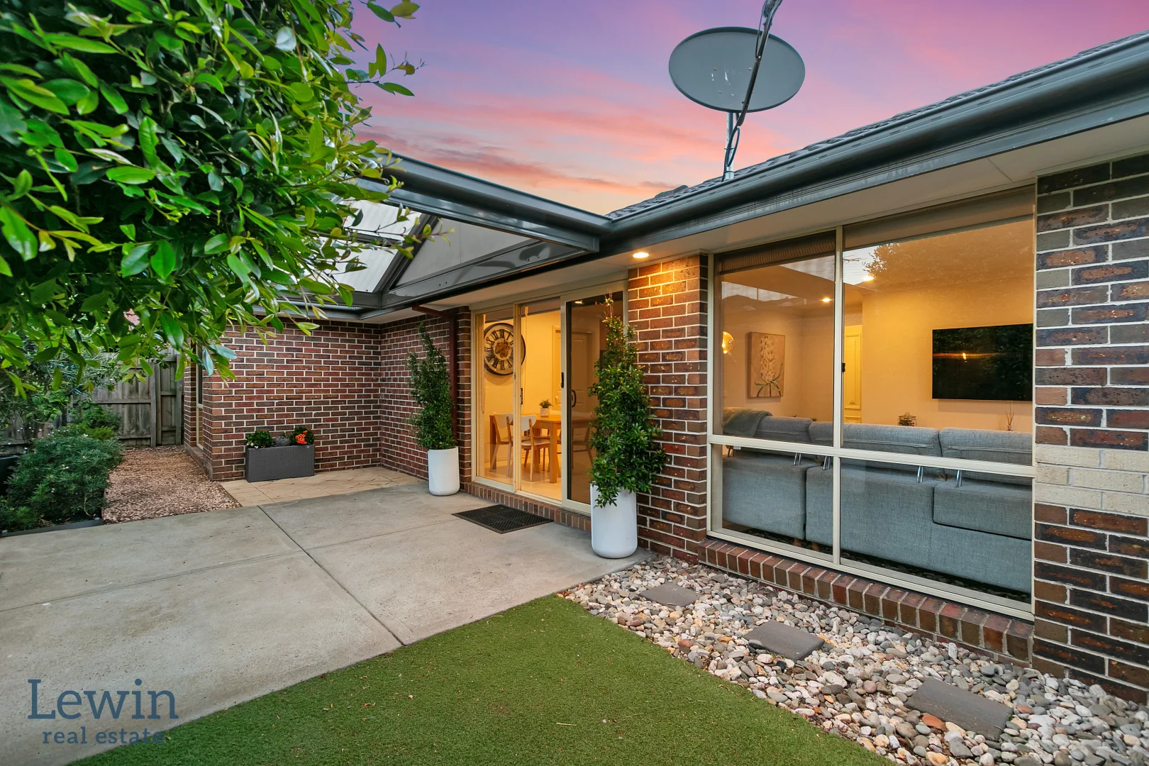 Additional image 14 of 2/2 Bridges Avenue, Edithvale VIC 3196
