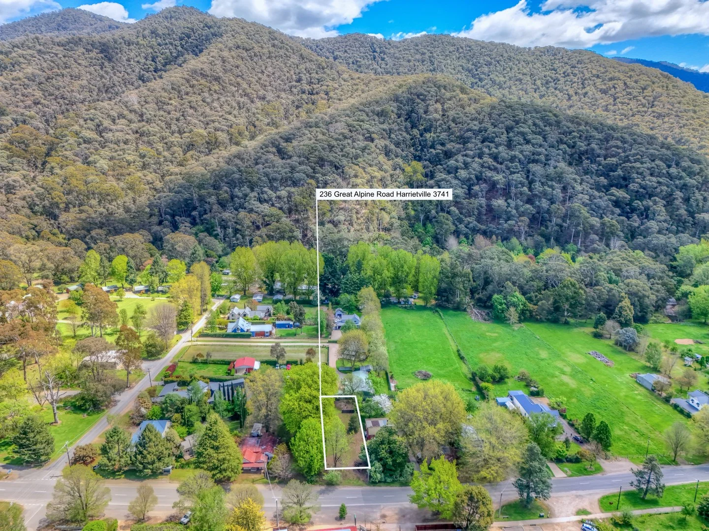 236 Great Alpine Road, Harrietville VIC 3741