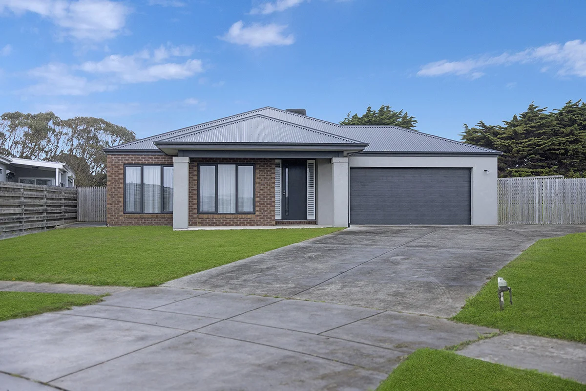20 Martin Laurence Place, Port Fairy VIC 3284