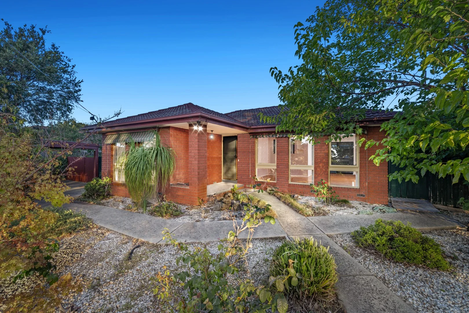 1 Hargrave Court, Cranbourne VIC 3977