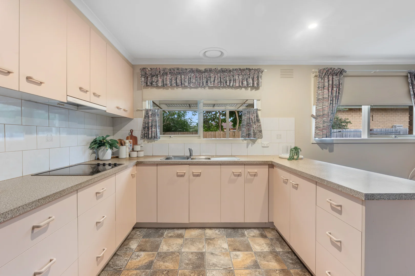 Additional image 6 of 7/25 Quentin Street, Forest Hill VIC 3131