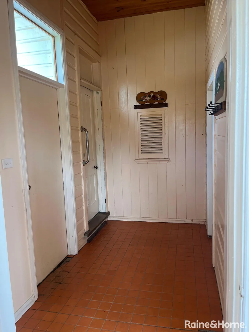 Additional image 9 of 46 Thornhill St, Young NSW 2594