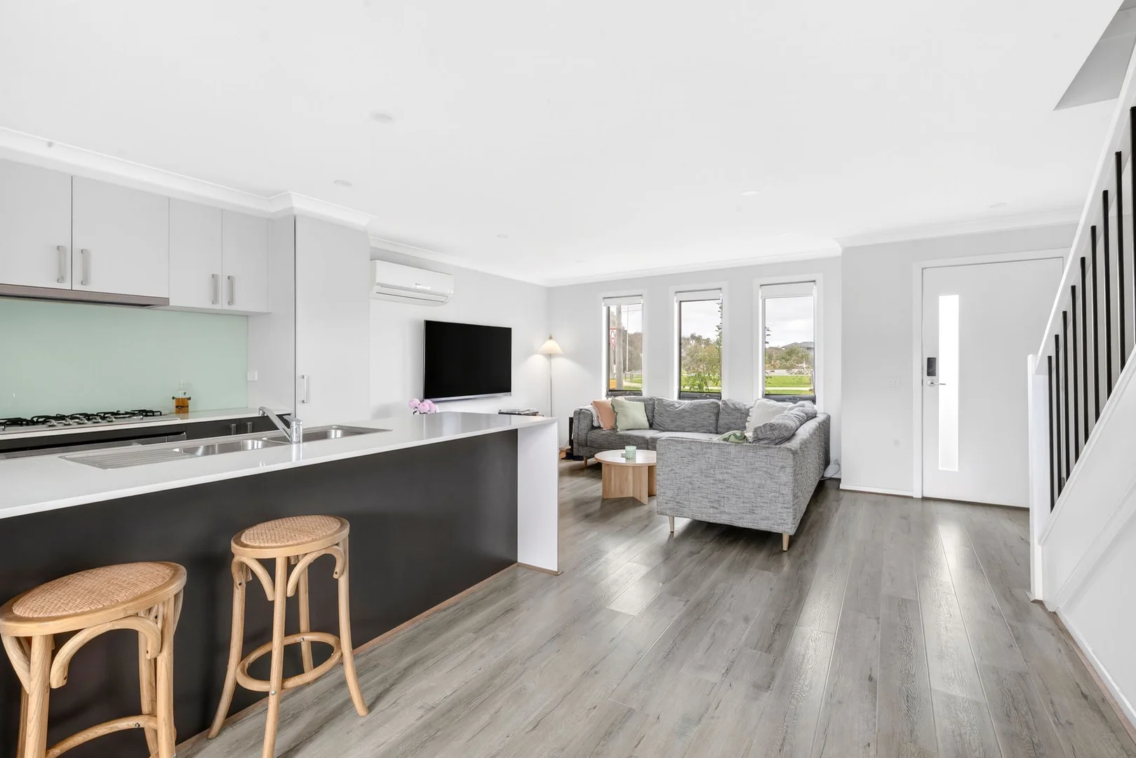 Additional image 5 of 33 Parkfield Boulevard, Charlemont VIC 3217