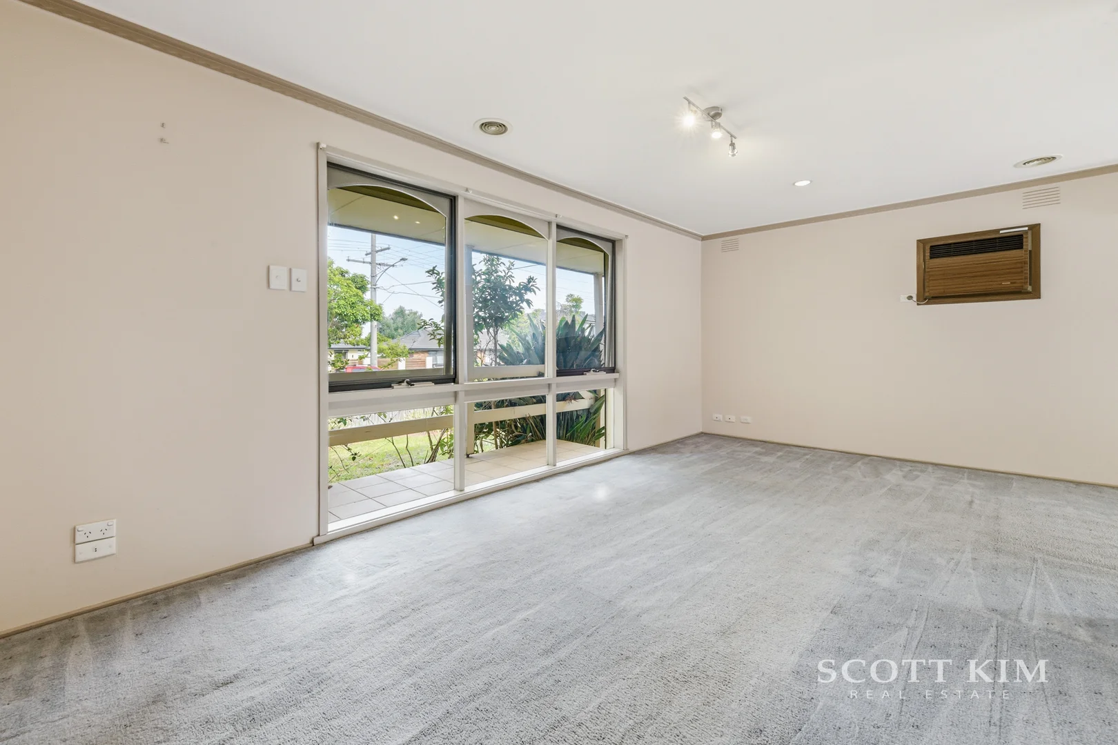 Additional image 2 of 47 Whitehaven Crescent, Noble Park North VIC 3174