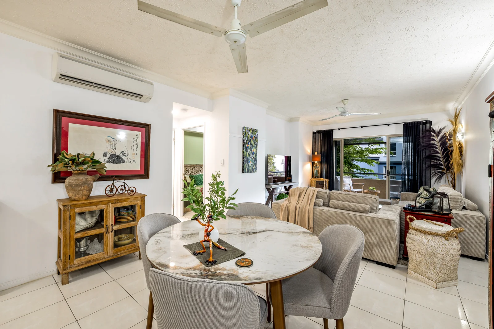 Additional image 2 of 1724/2-10 Greenslopes Street, Cairns North QLD 4870