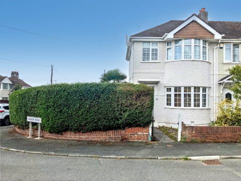 Manor Road, Plymouth, Devon PL9