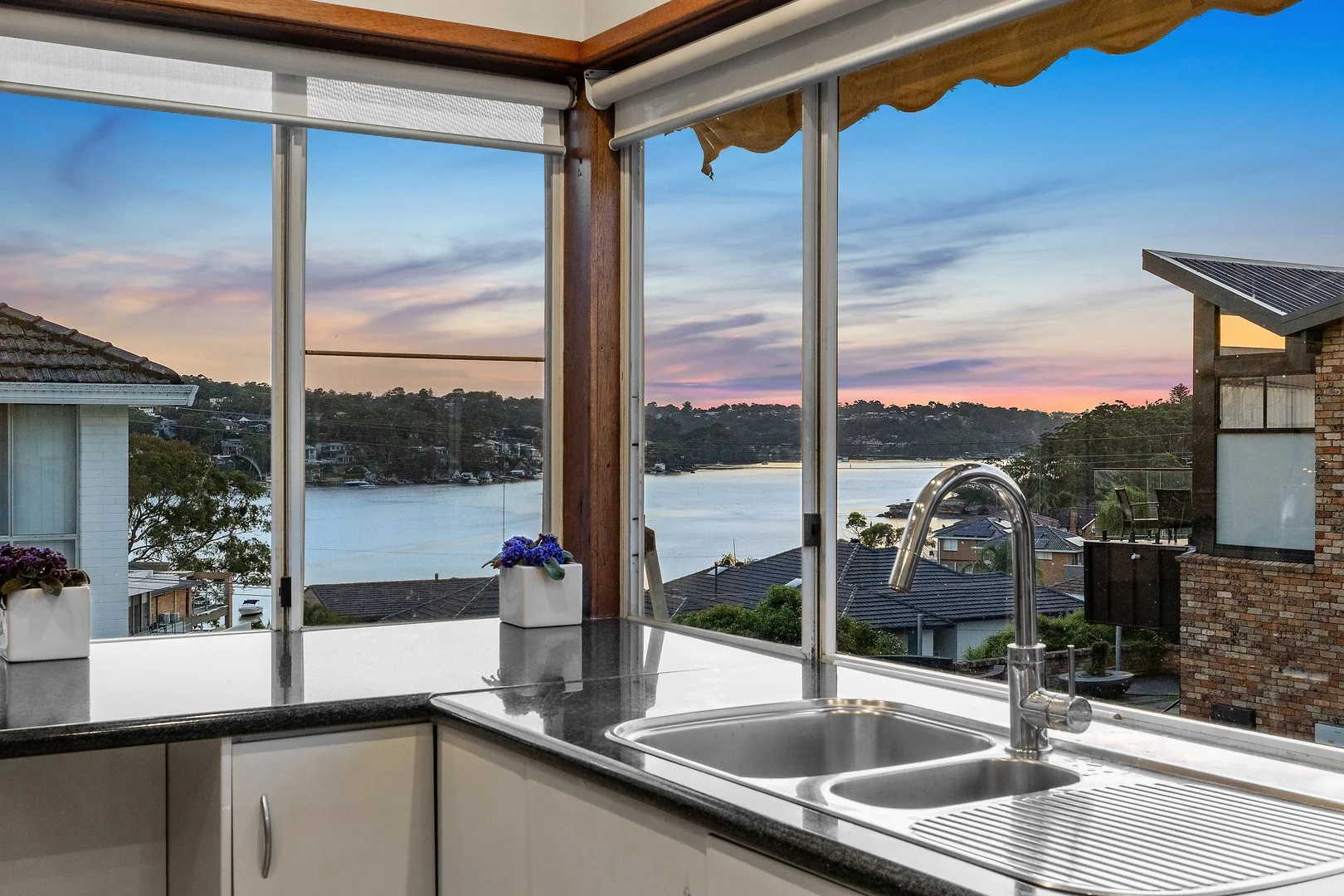 319 Connells Point Road, Connells Point NSW 2221