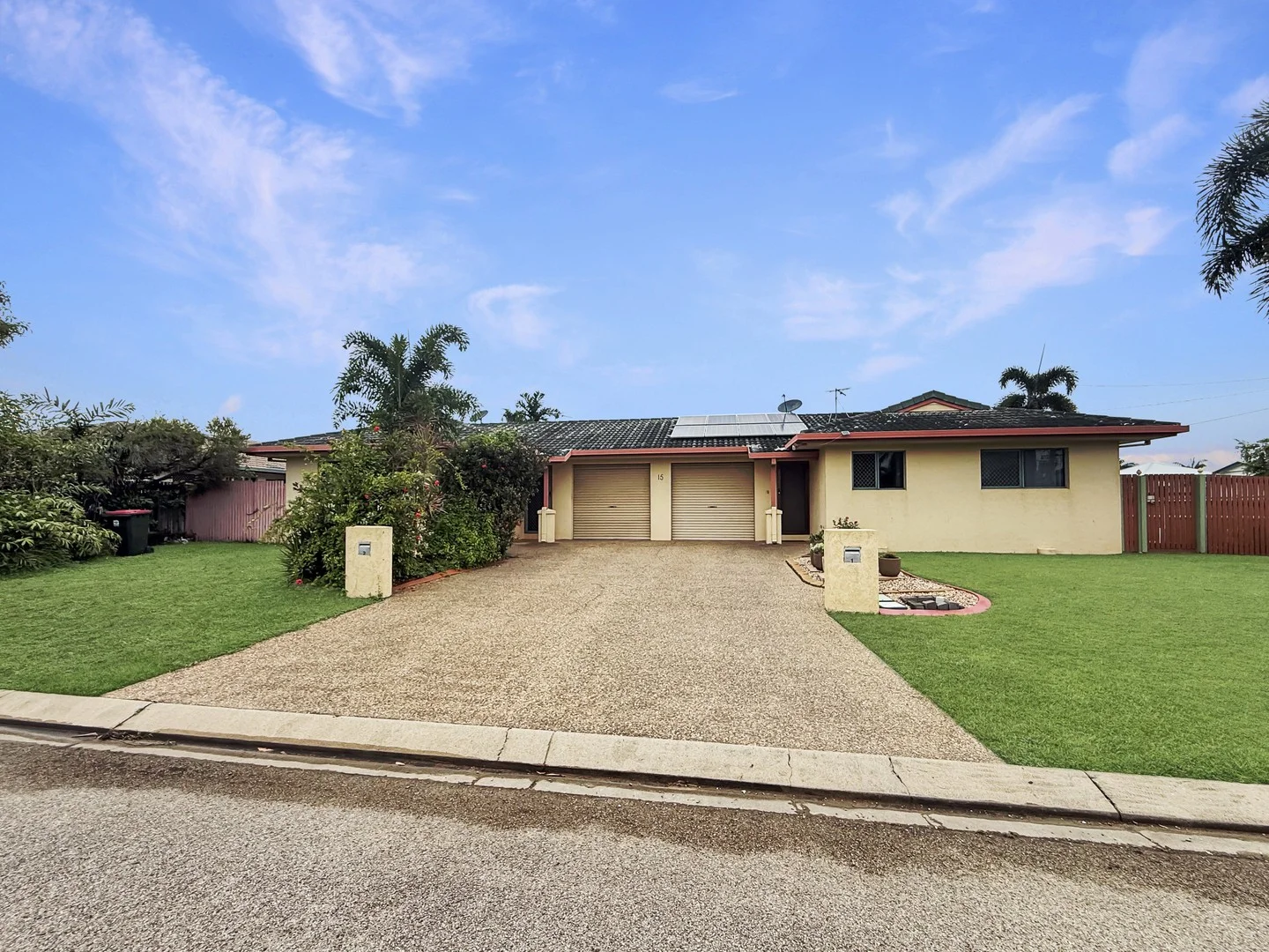 2/15 Xavier Court, Railway Estate QLD 4810