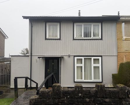 41 Heol Trefor, Penlan, Swansea, West Glamorgan SA5