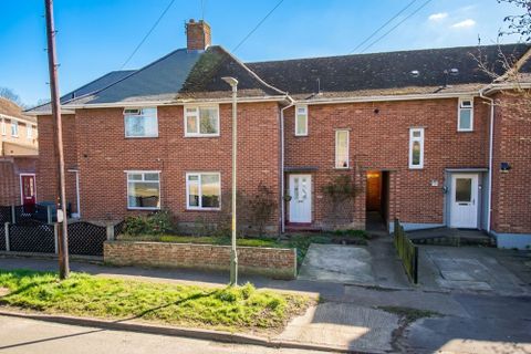 Robin Hood Road, Lakenham, Norwich NR4