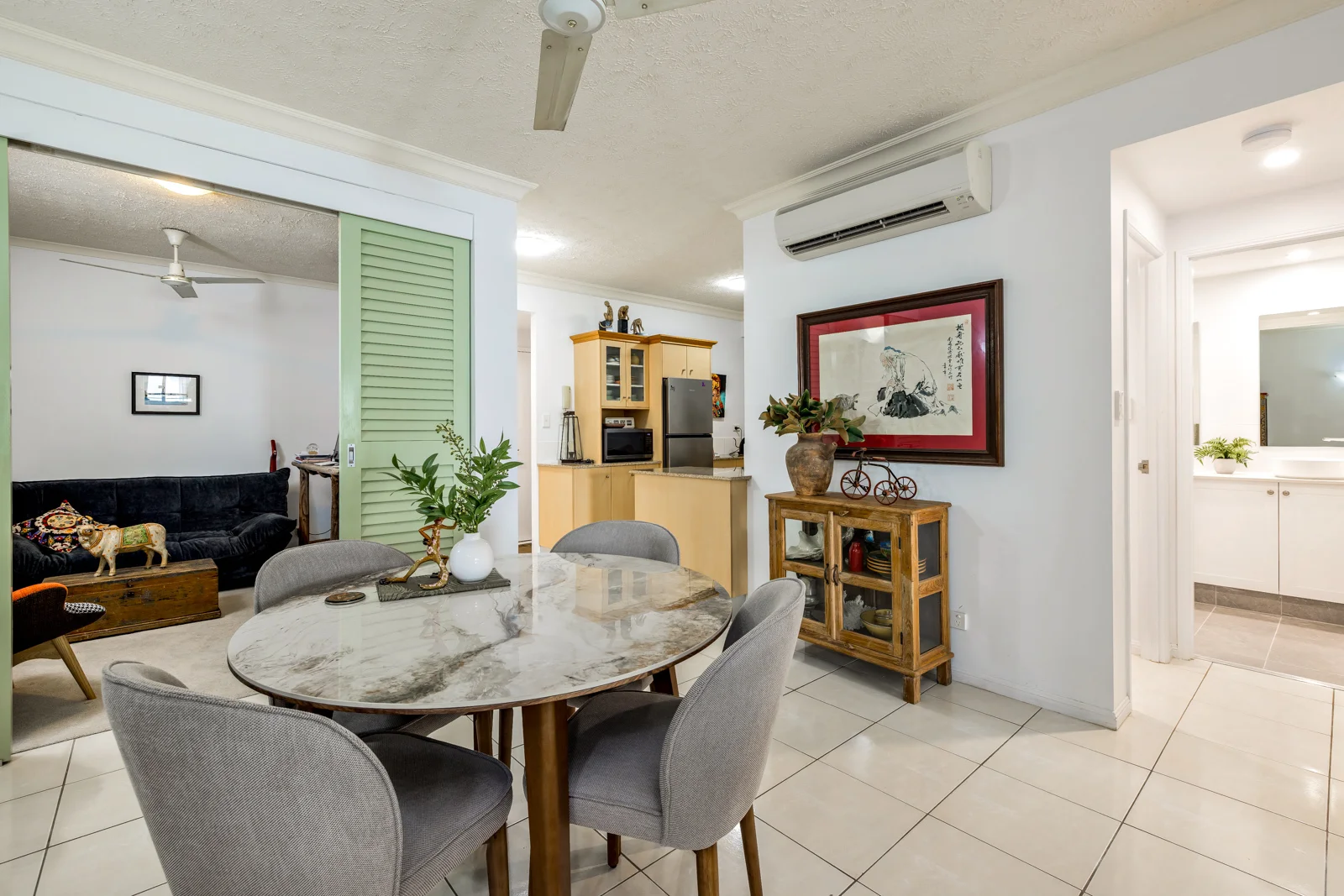 Additional image 3 of 1724/2-10 Greenslopes Street, Cairns North QLD 4870