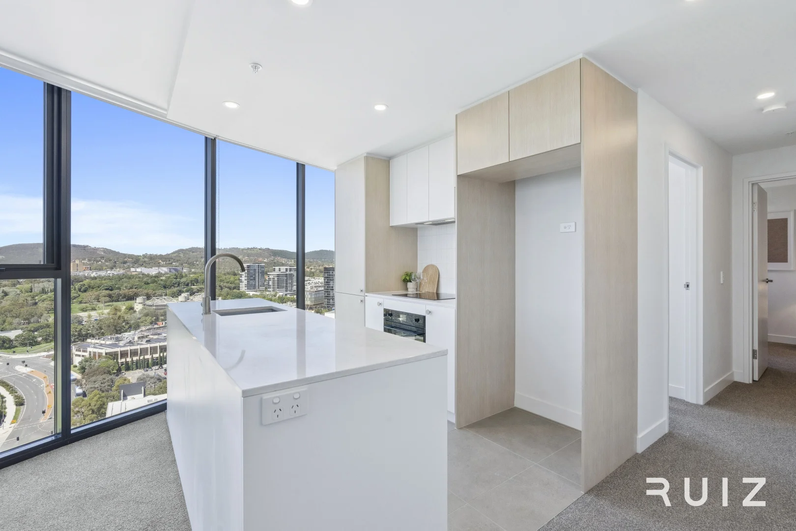 Additional image 5 of 2011/2 Furzer Street, Phillip ACT 2606