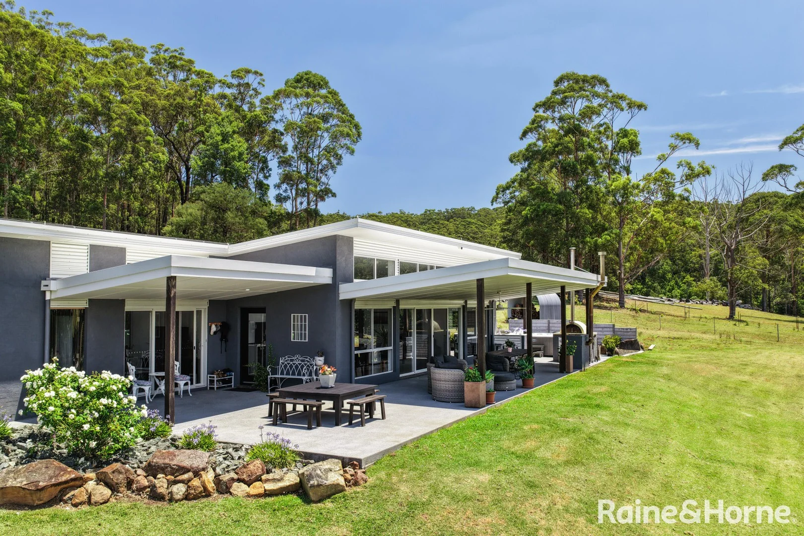 366 Bonnie View Drive, Croobyar NSW 2539