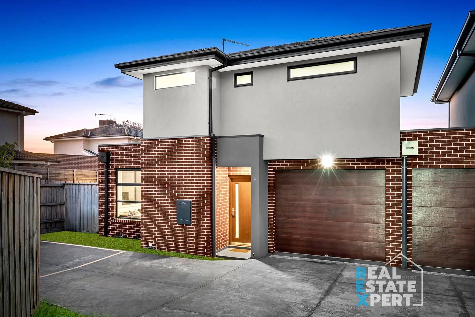 2/69 Somerville Road, Hampton Park VIC 3976