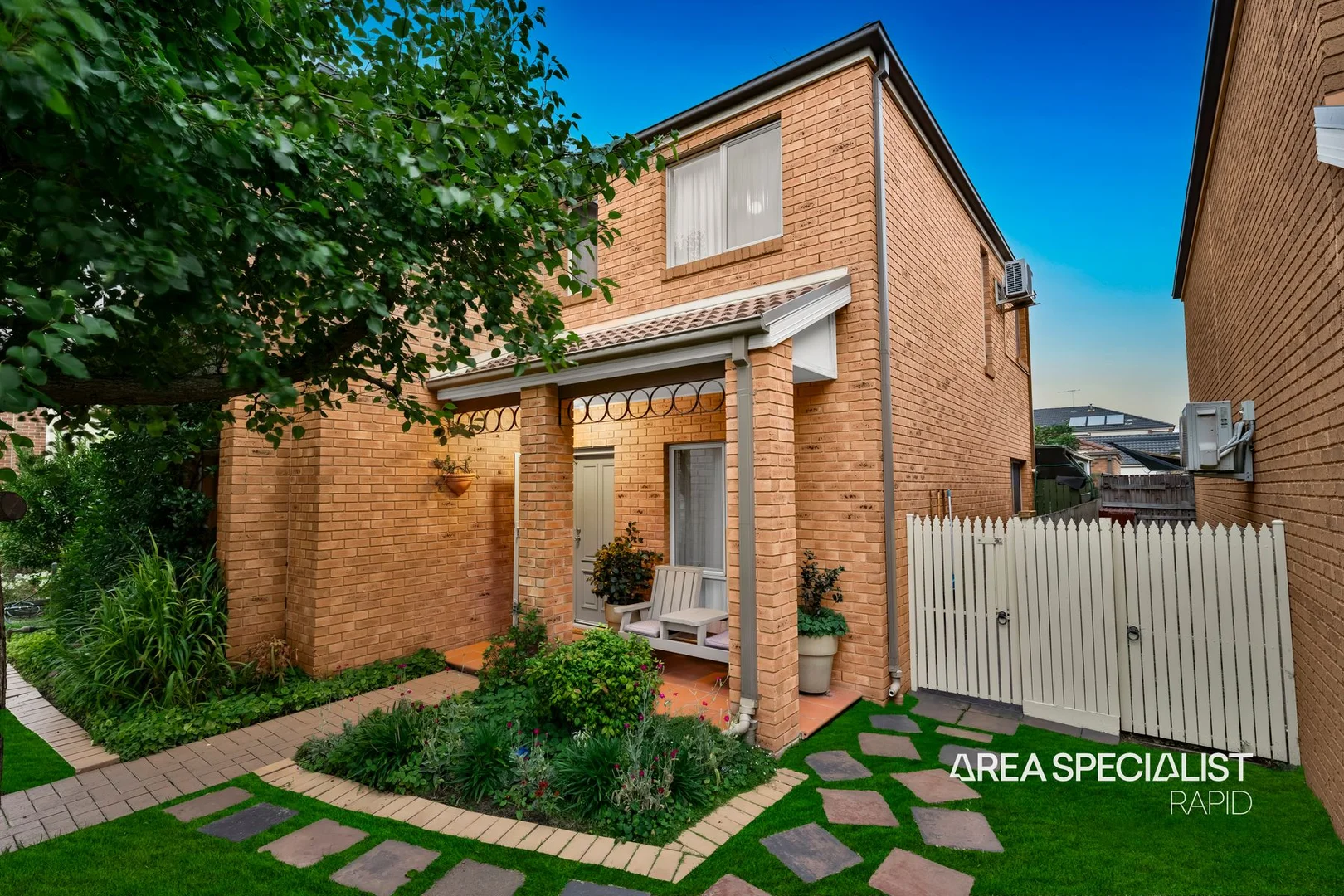 Additional image 2 of 11 Gables Walk, Narre Warren South VIC 3805