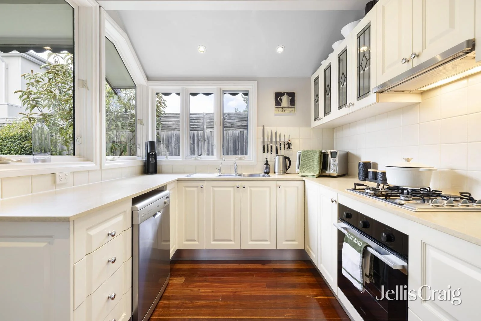 Additional image 5 of 2/8 Fir Street, Blackburn VIC 3130