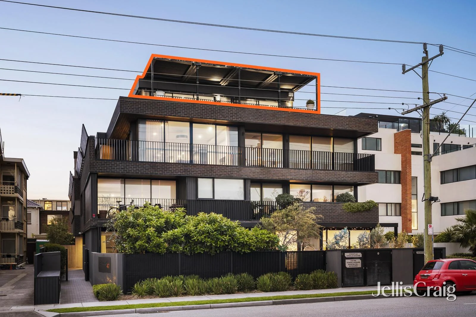 301/47 Ormond Esplanade, Elwood VIC 3184 photo 2