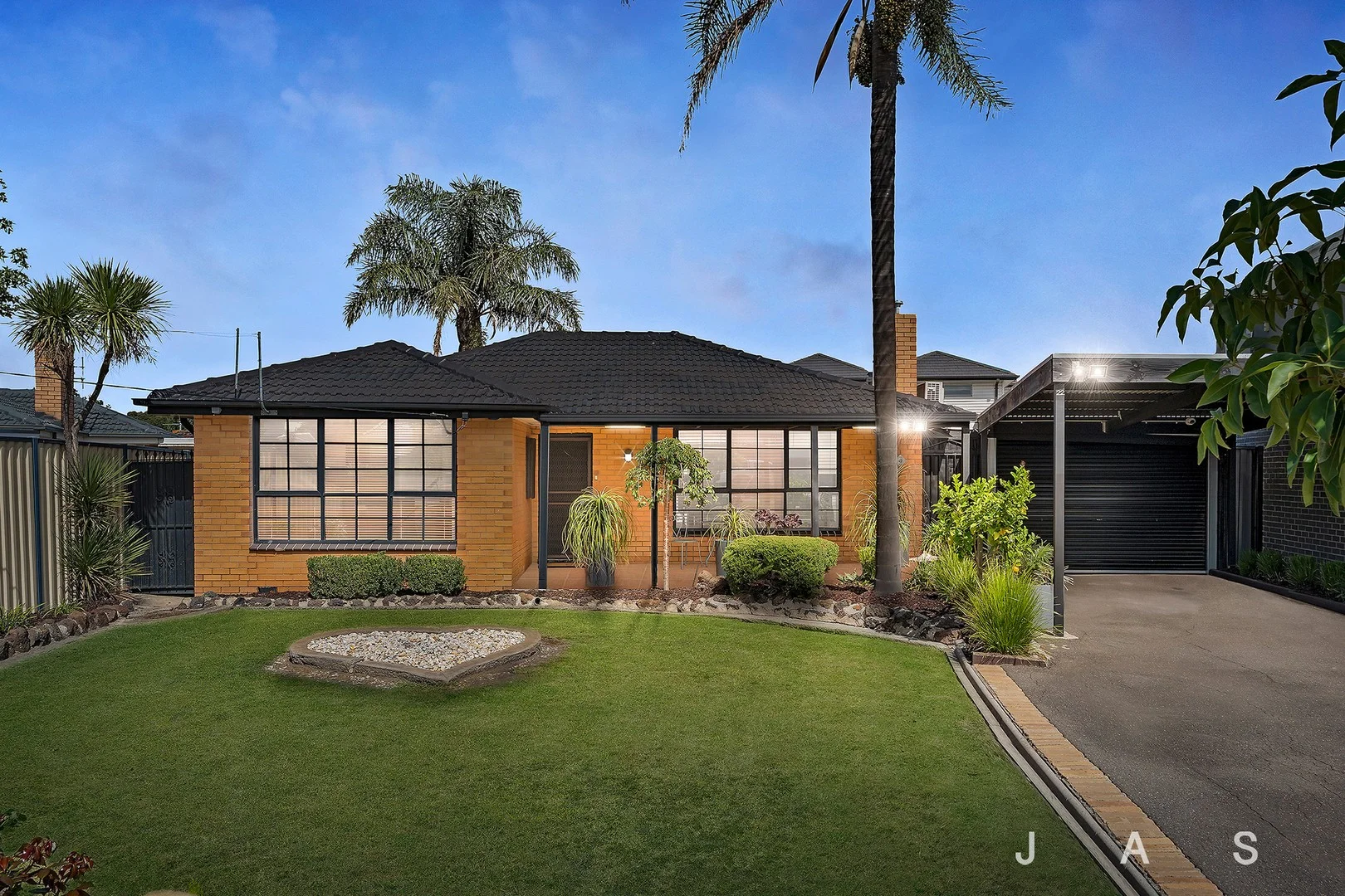 22 Neal Court, Altona North VIC 3025