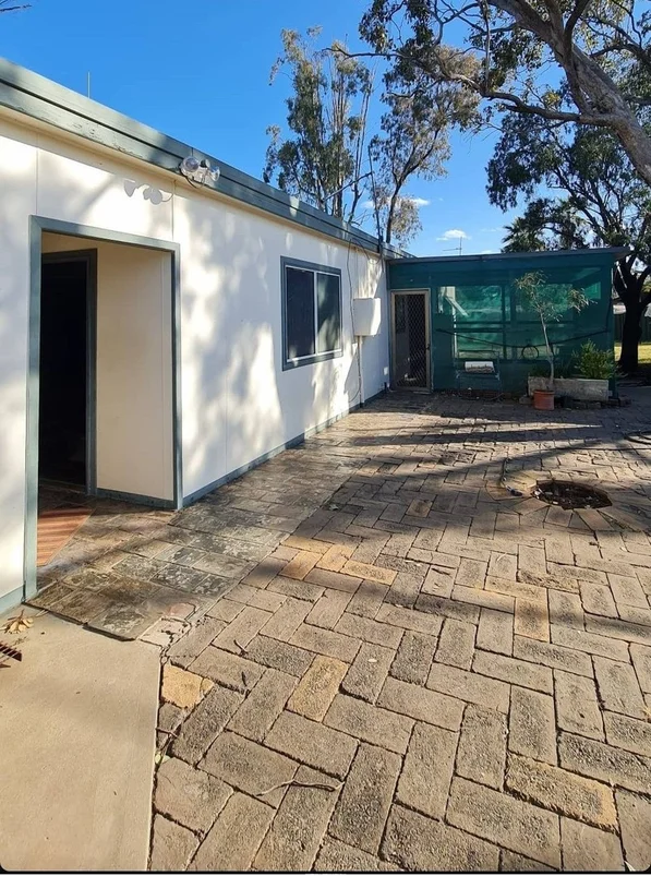 12 Potch Street, Lightning Ridge NSW 2834