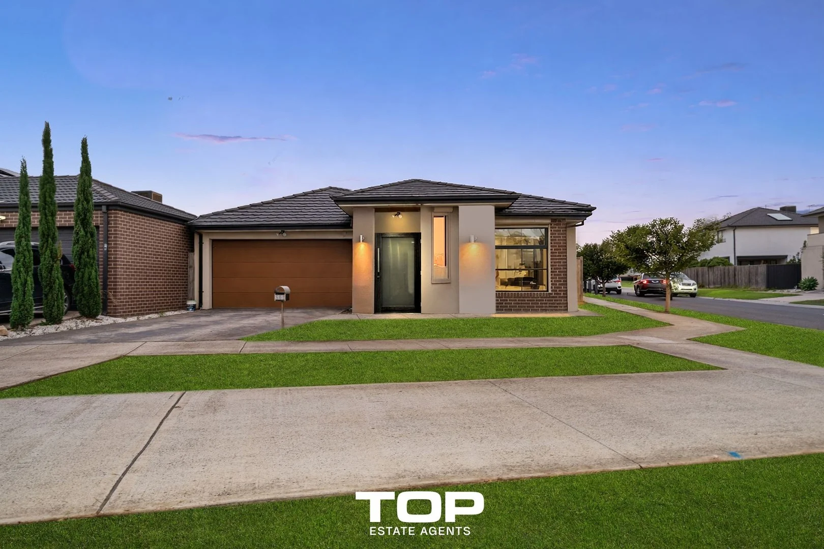 236 Heather Grove, Clyde North VIC 3978
