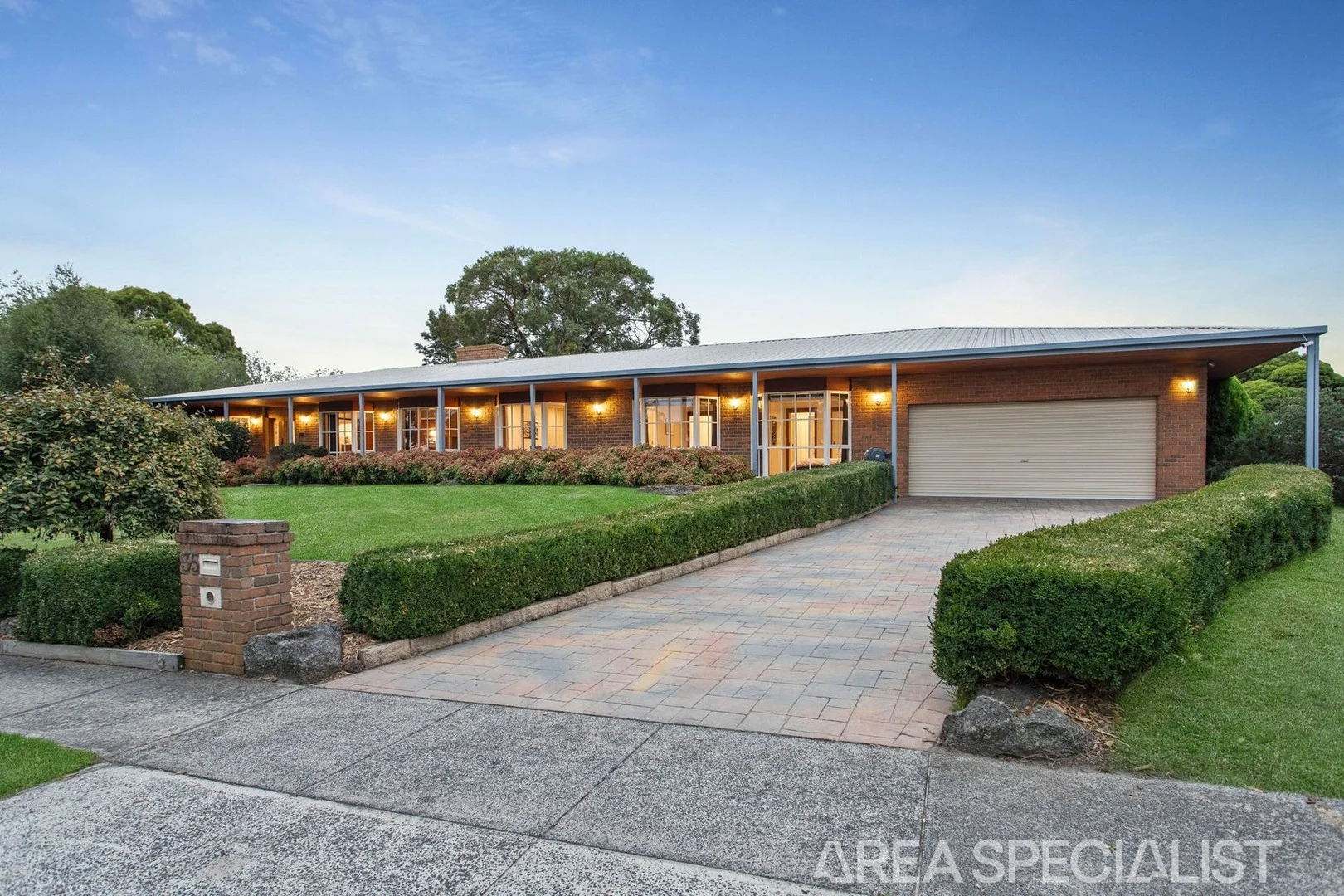 35 Yarralumla Drive, Langwarrin VIC 3910