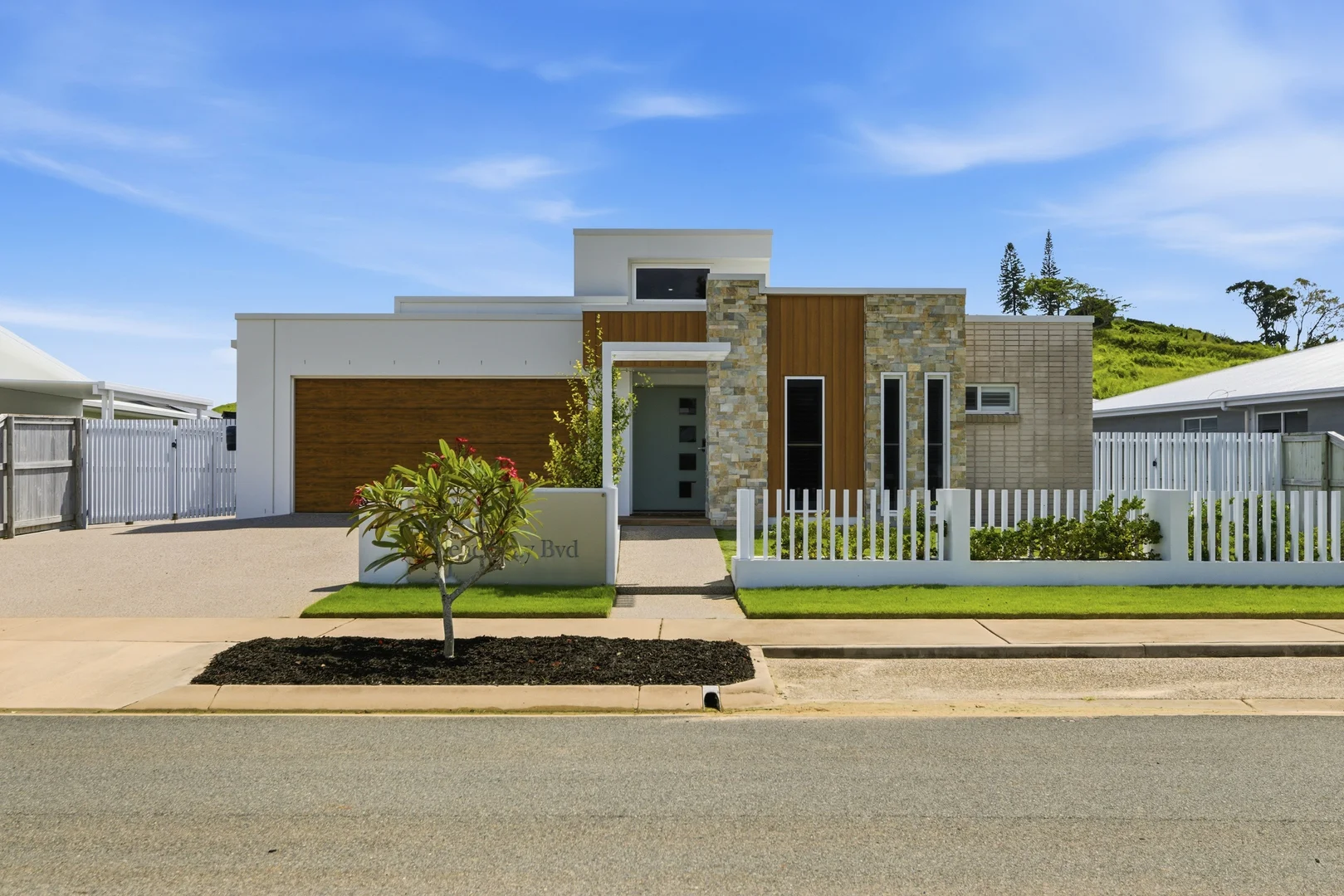 Additional image 2 of 26 Beachway Boulevard, Shoal Point QLD 4750