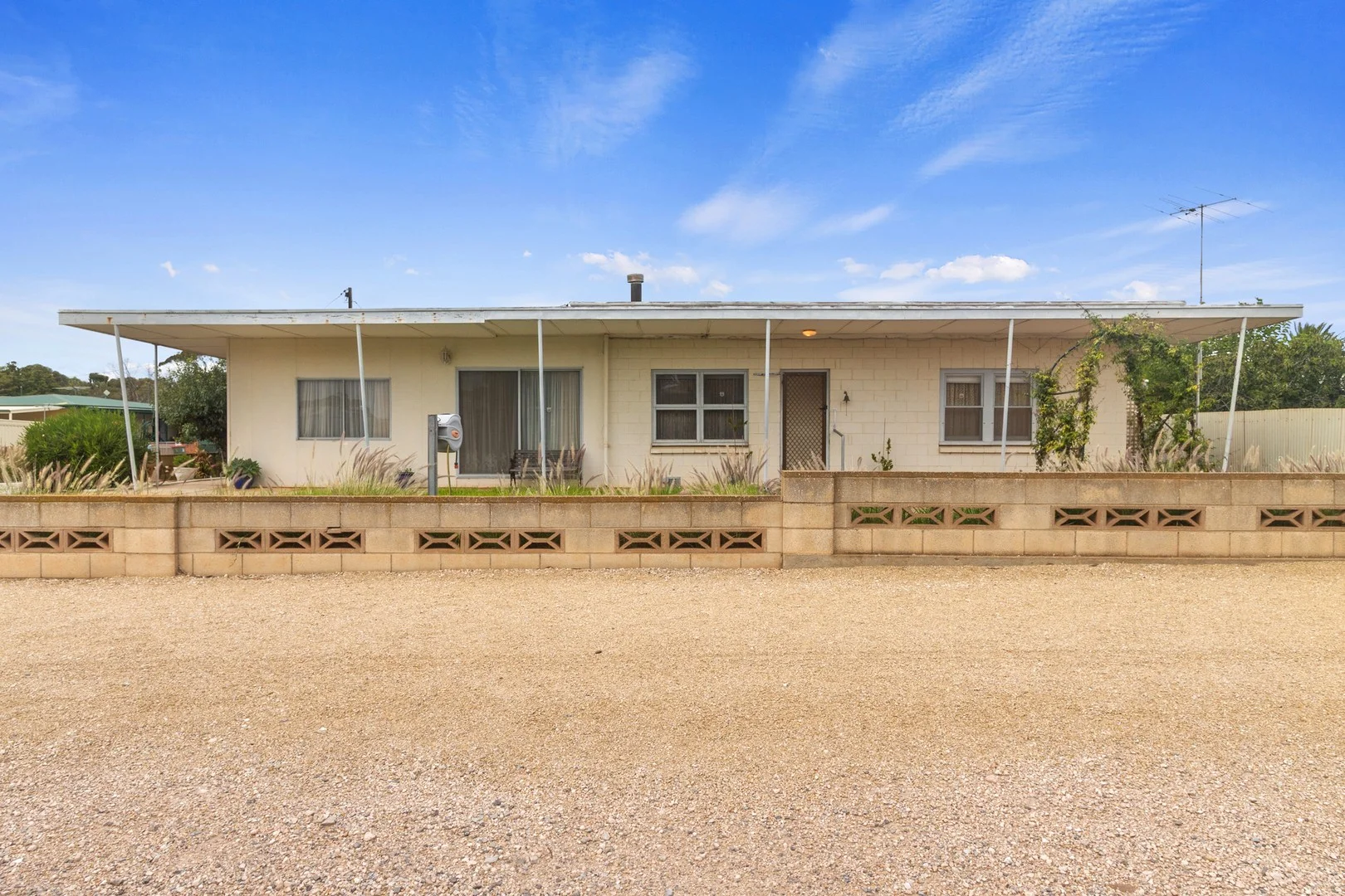 12 Cumberland Road, Clinton SA 5570