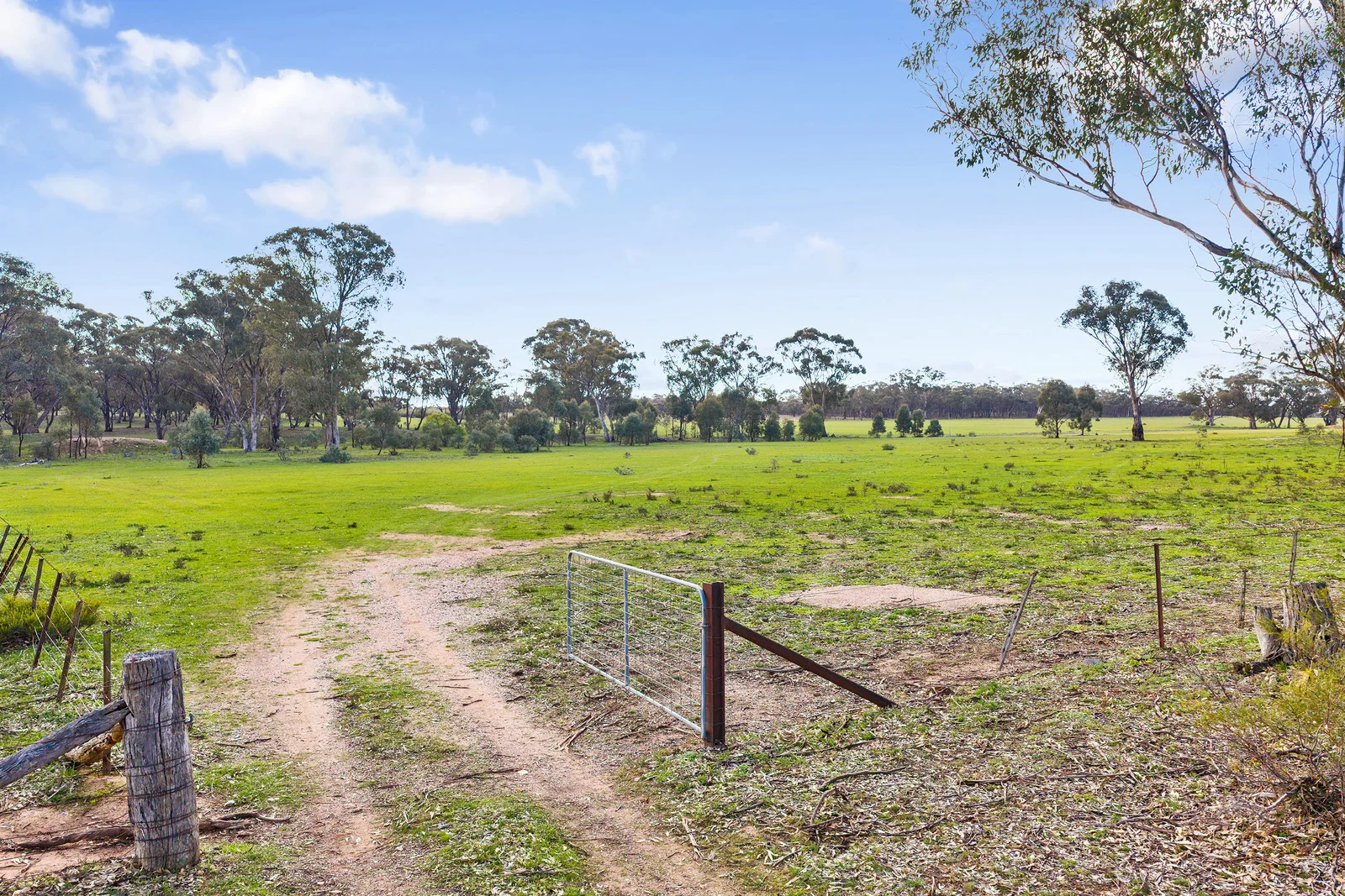 Additional image 2 of 51-53 Palmer Road, Neilborough VIC 3570