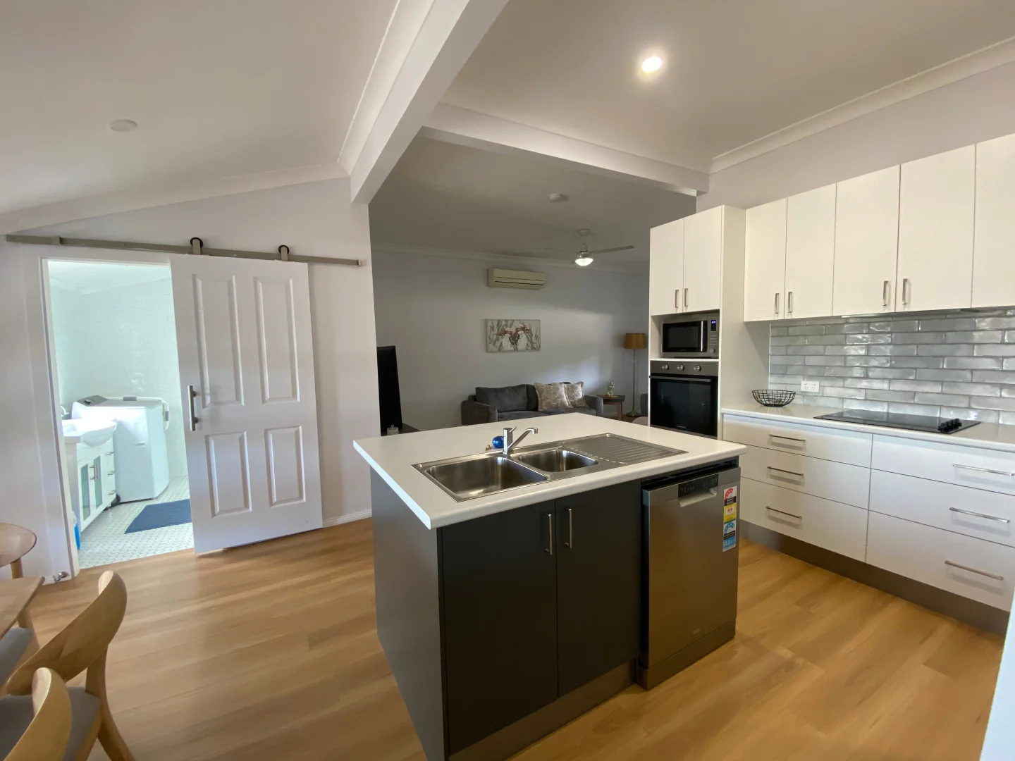Additional image 2 of 19 Coleman Road, Parkes NSW 2870