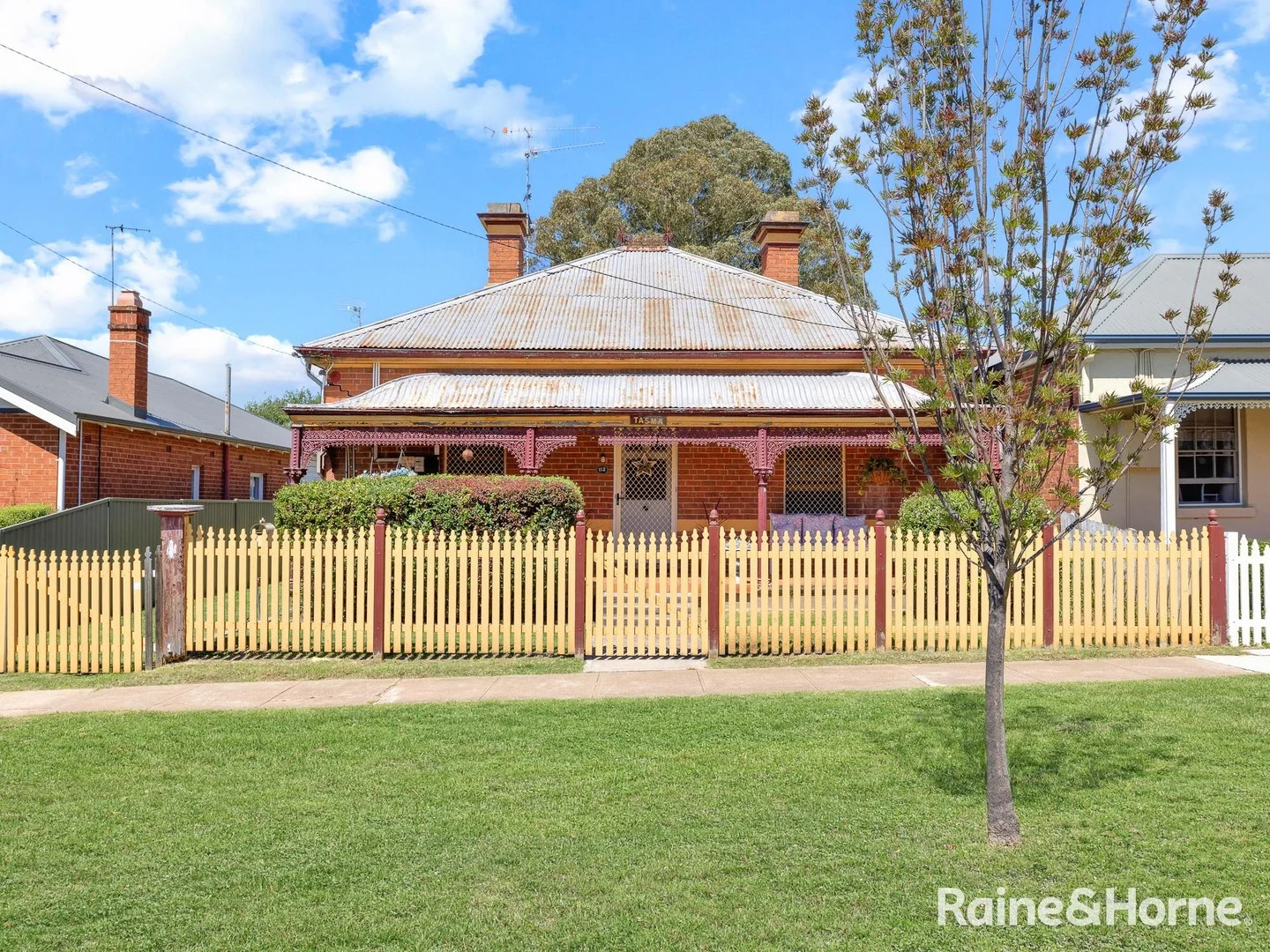 112 Peel Street, Bathurst NSW 2795 photo 2