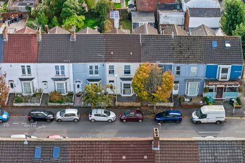 Rhyddings Terrace, Brynmill, Swansea SA2