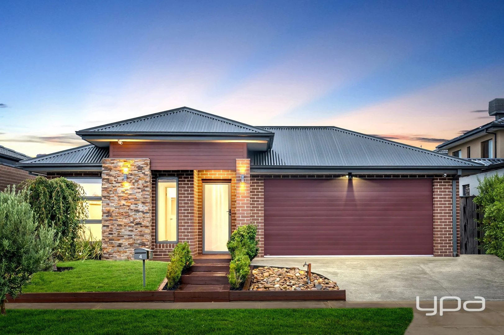 4 Beatrix Street, Point Cook VIC 3030
