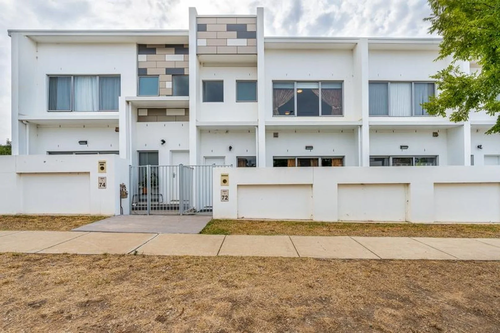 2/72 Henry Kendall Street, Franklin ACT 2913