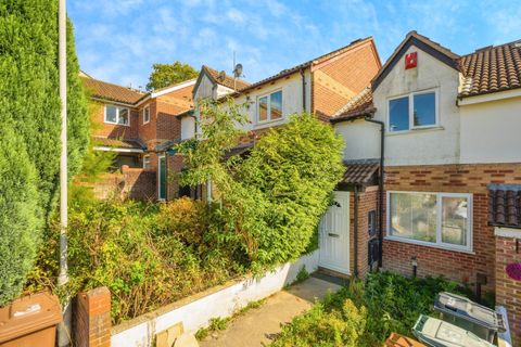 Honiton Walk, Plymouth PL5