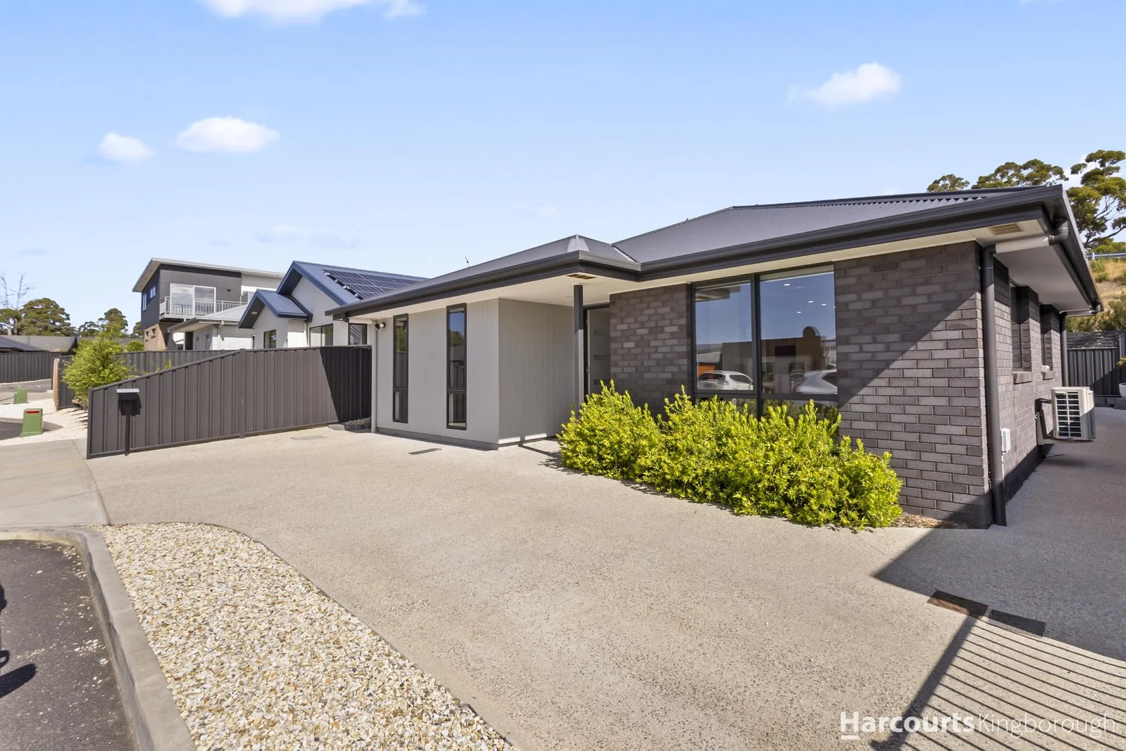 15 Grand Mews, Kingston TAS 7050