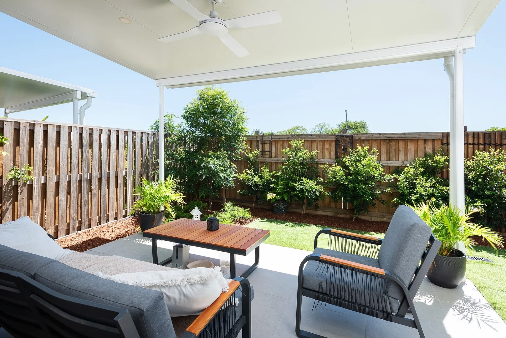 22/1 Lake Serenity Boulevard, Helensvale QLD 4212