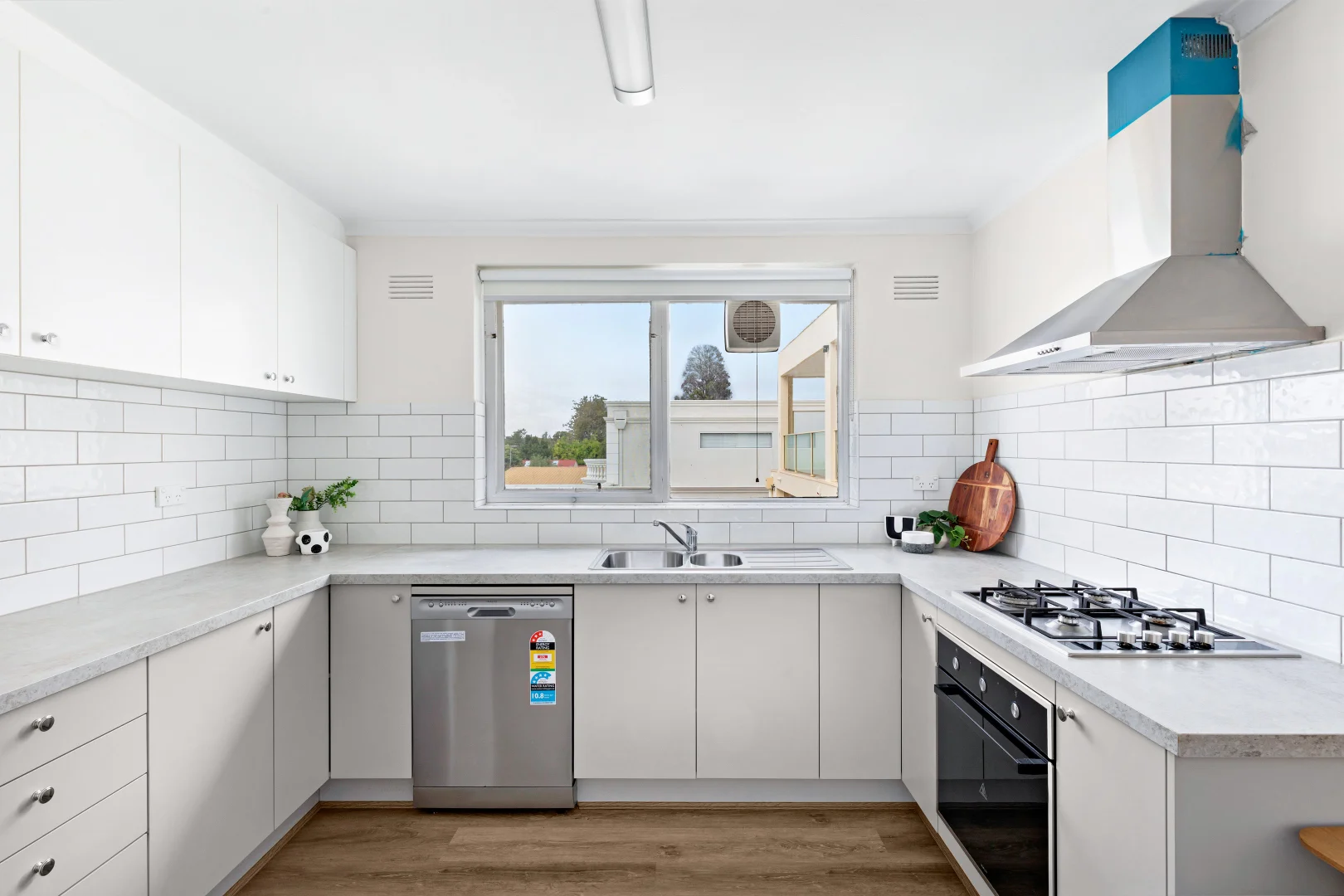 Additional image 4 of 8/48 Weir Street, Balwyn VIC 3103
