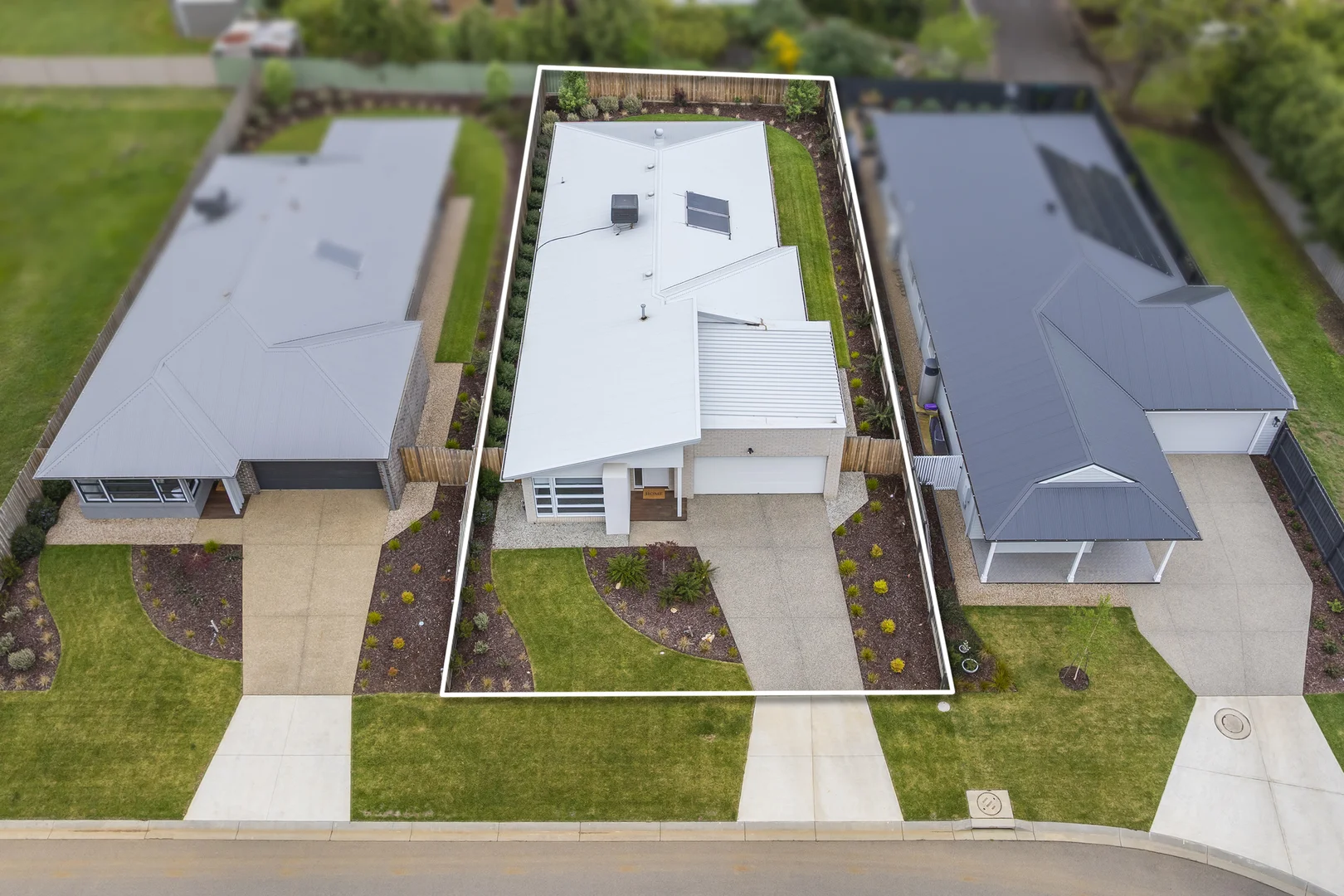 Additional image 13 of 4 Ellison Street, Woodend VIC 3442