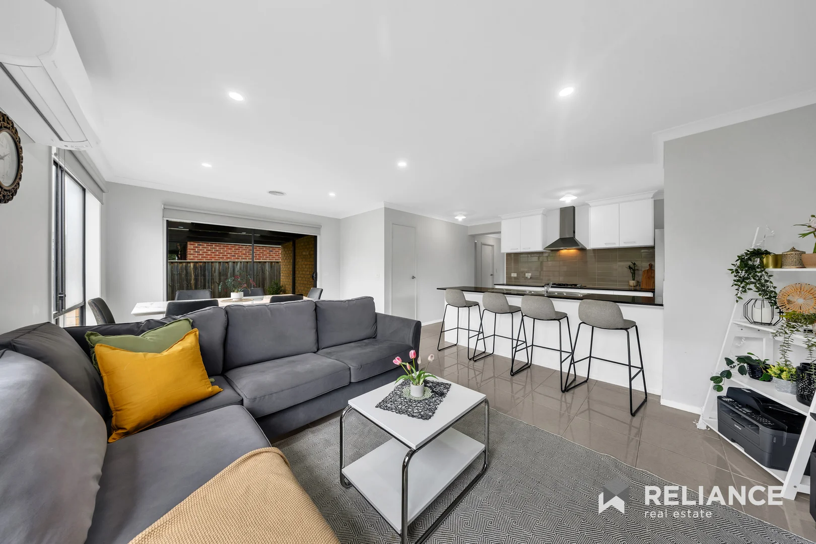Additional image 7 of 27 Treeve Parkway, Werribee VIC 3030
