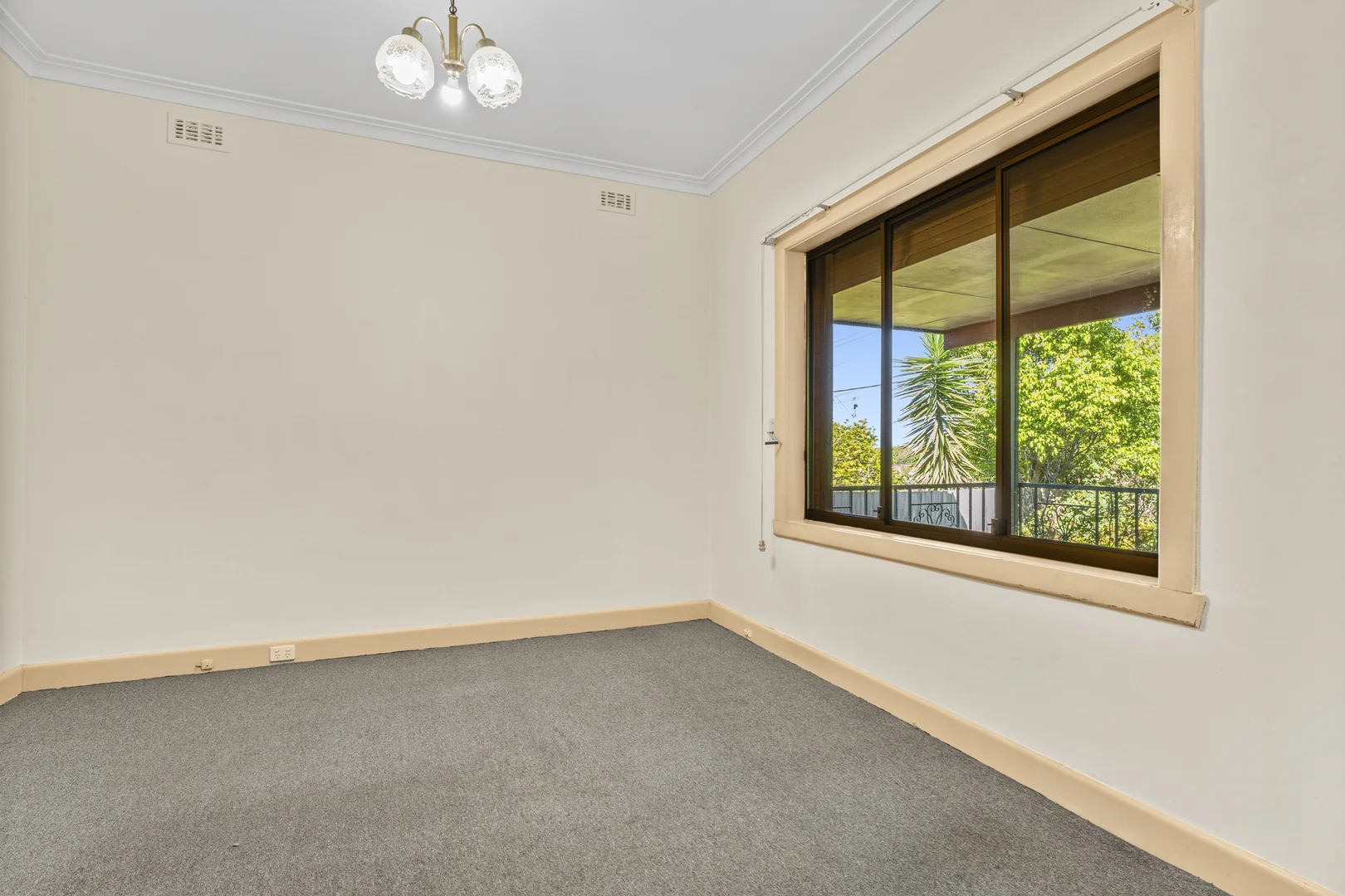 Additional image 14 of 561 Warrigal Road, Ashwood VIC 3147