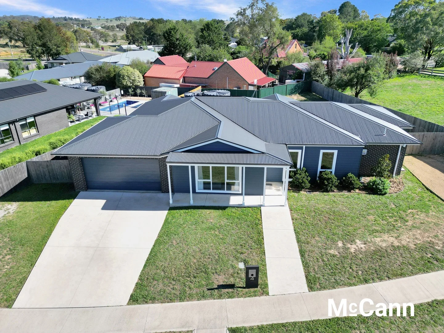 4 Green Avenue, Gunning NSW 2581