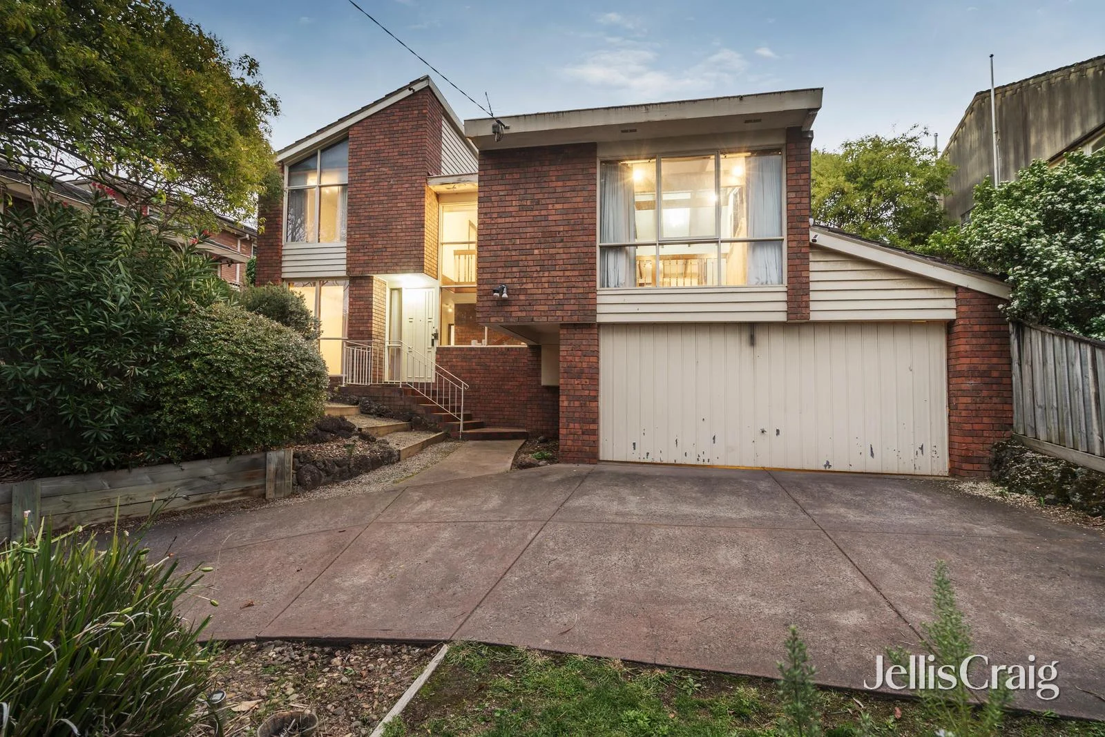 43 Fyfe Drive, Templestowe Lower VIC 3107