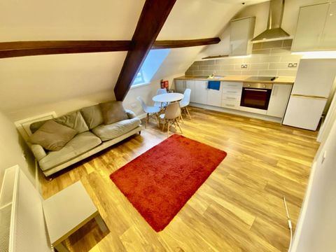St James Crescent, Uplands, Swansea SA1