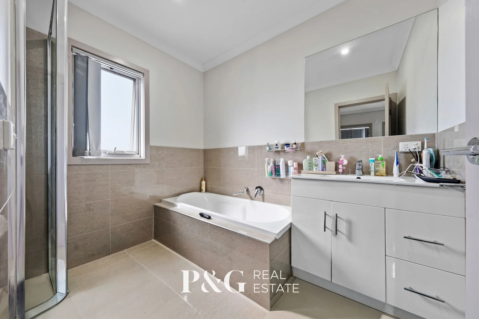 Additional image 5 of 4A Ashford Close, Hampton Park VIC 3976