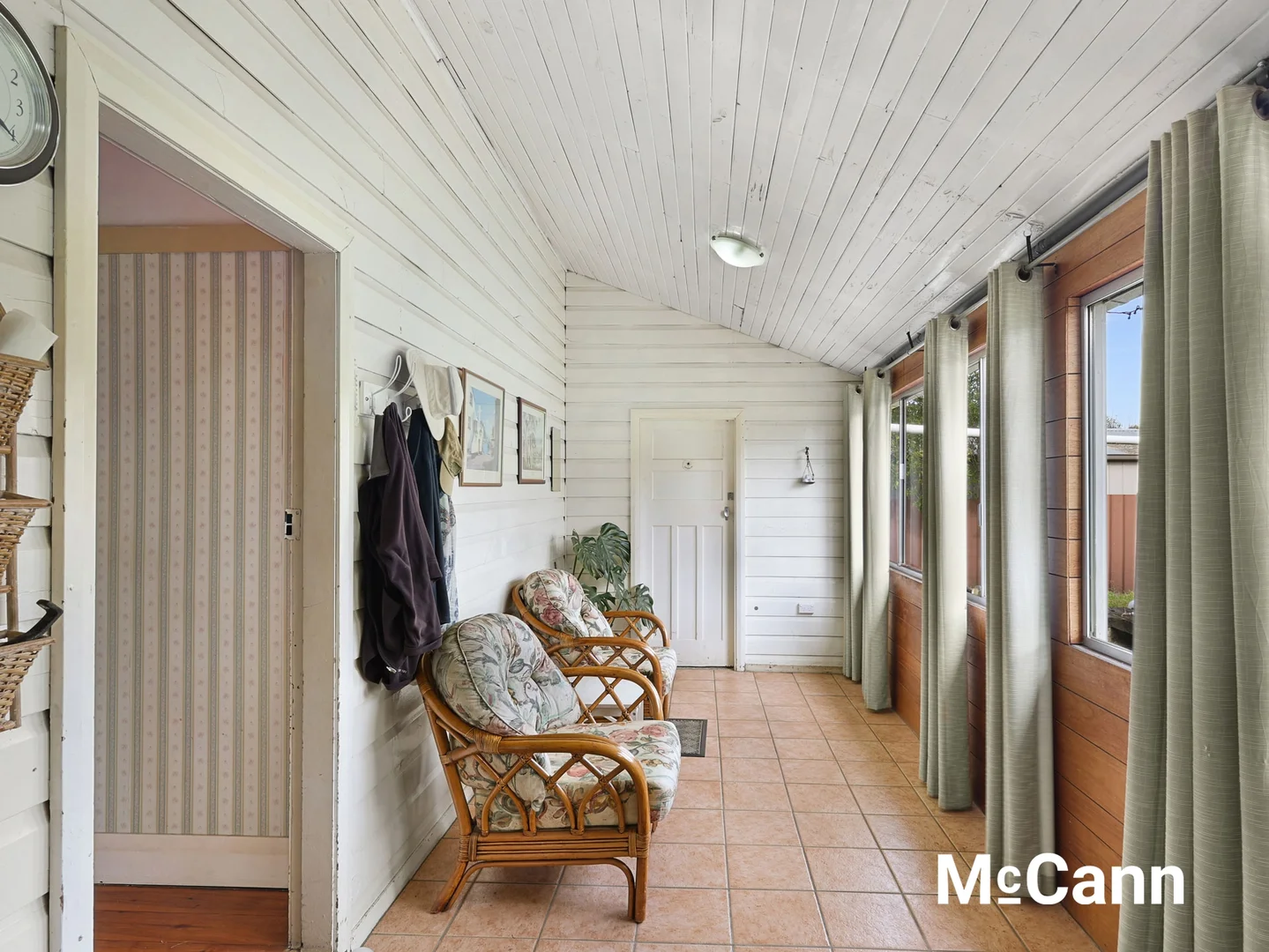 21 Biala Street, Gunning NSW 2581 photo 3