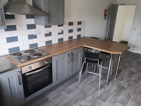 Uplands Crescent, Swansea SA2