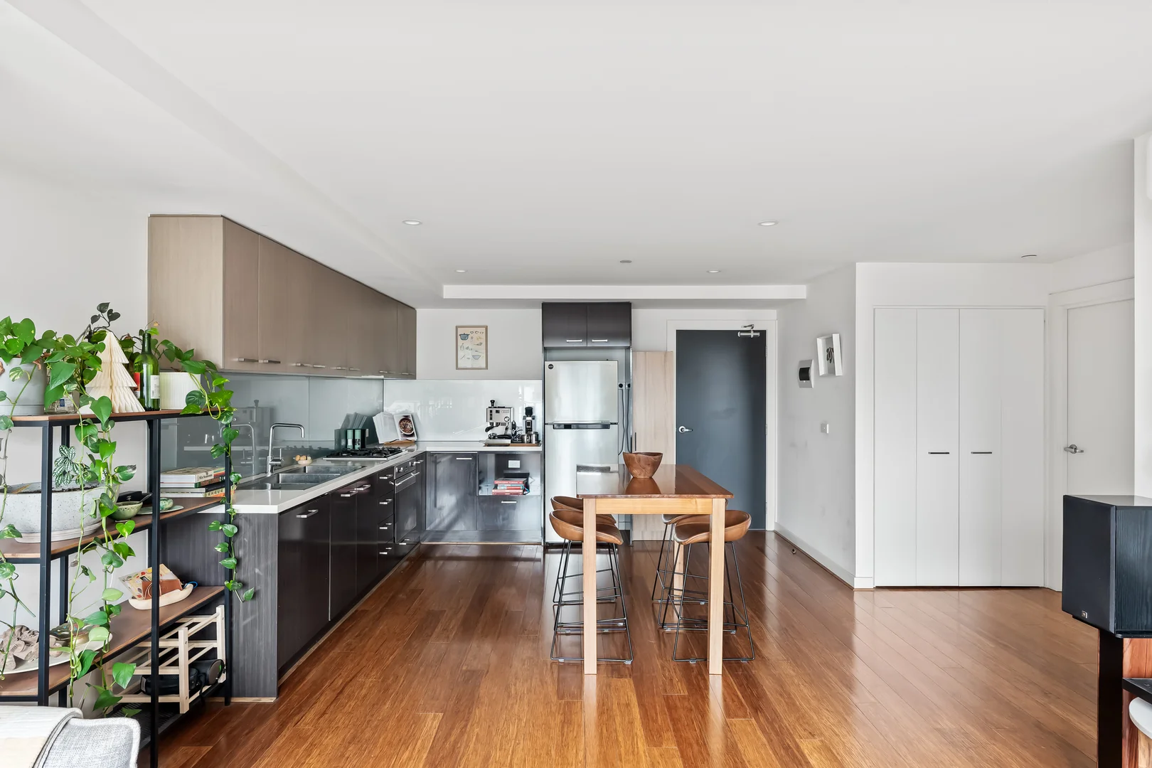 Additional image 3 of 203/17 Robbs Parade, Northcote VIC 3070