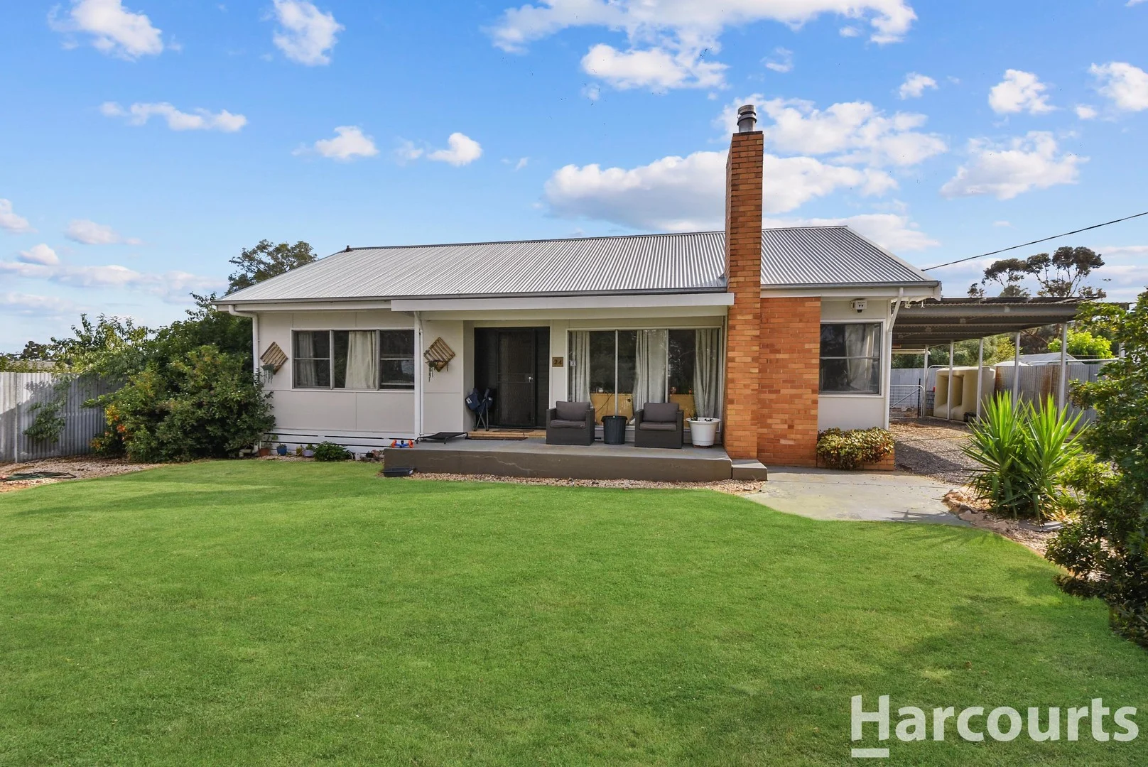 24 Dimboola Road, Warracknabeal VIC 3393