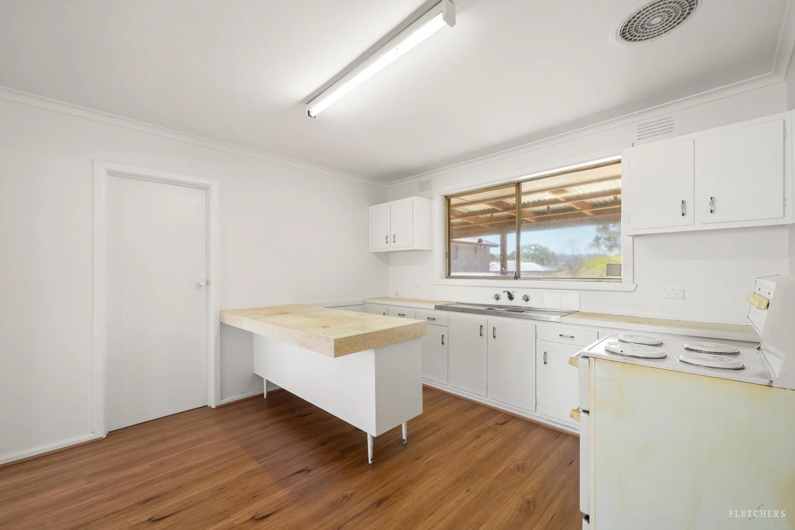 Additional image 3 of 17 Dorset Road, Croydon VIC 3136