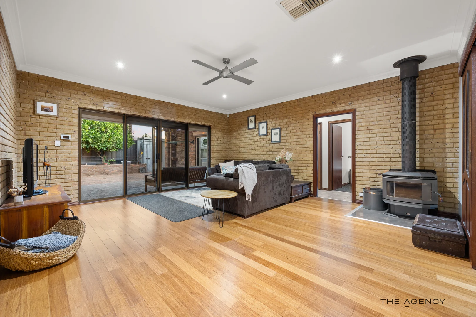 Additional image 3 of 12 Berson Court, Lake Coogee WA 6166